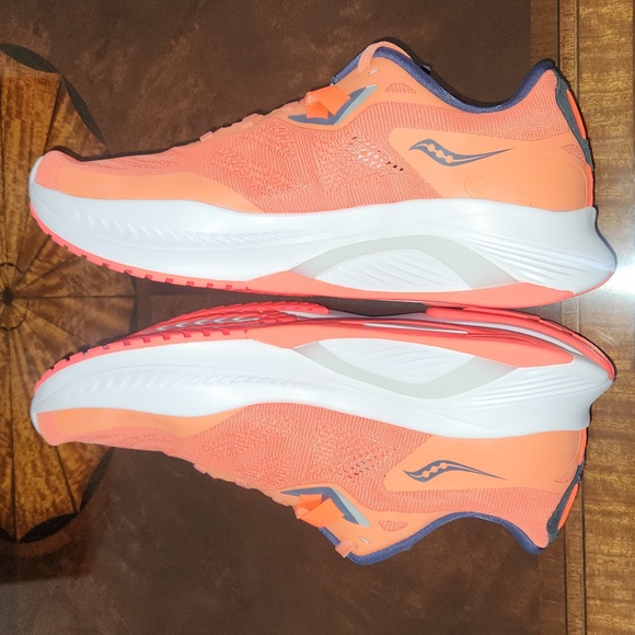 Saucony Guide 15 Sneakers. NEW in Box! Night Rose/Sunstone - Picture 7 of 15